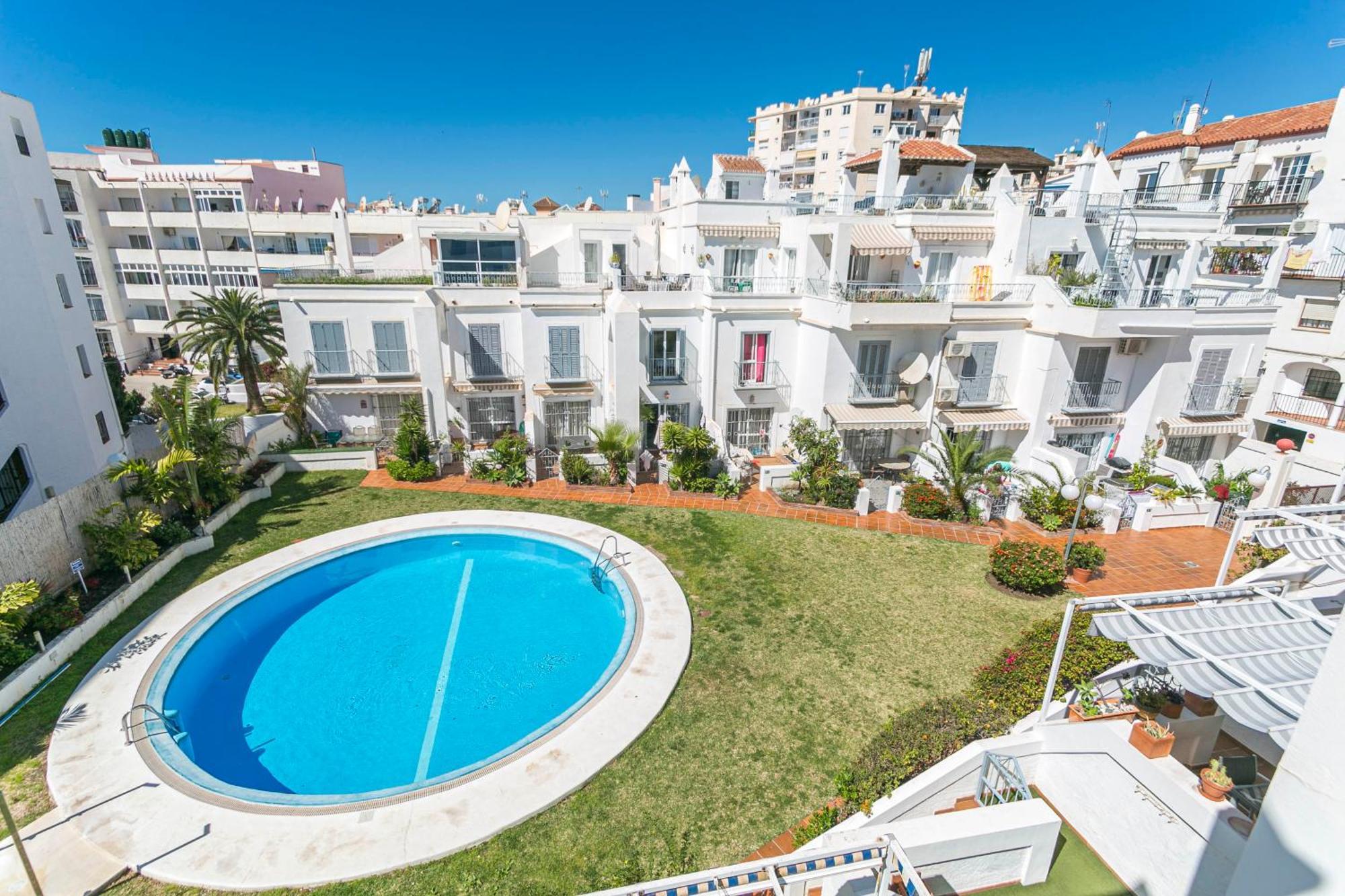 Hébergement de vacances Canovas Nerja - Casa Adosada Con Piscina Los Huertos 3 Nerja